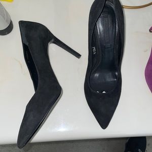 Used good condition pumps no box